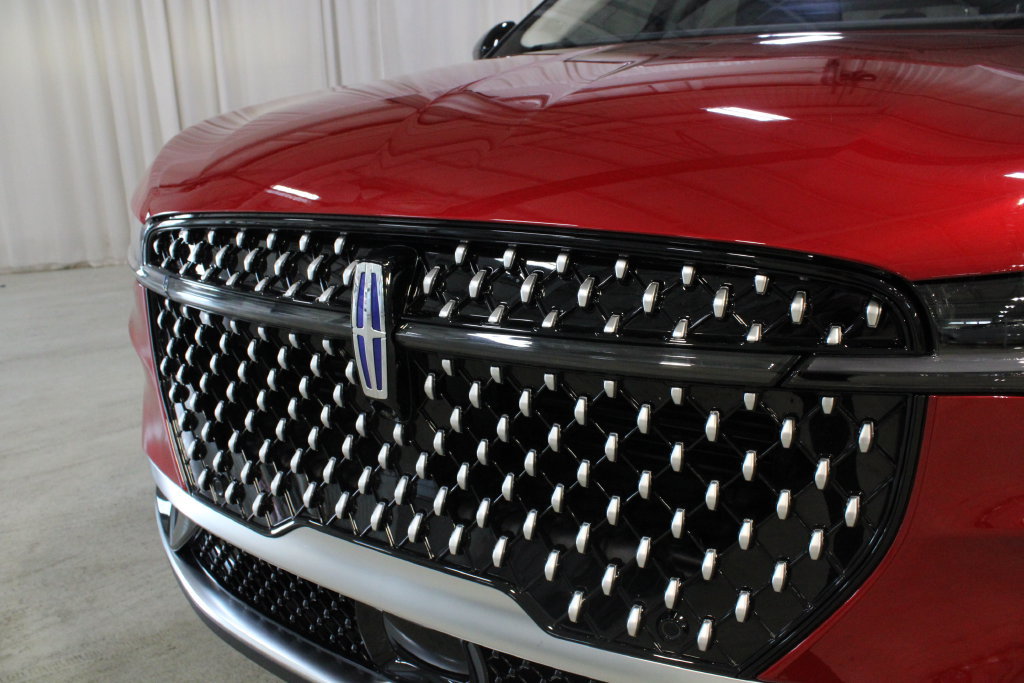 New 2026 Lincoln Nautilus Premier w/ Equipment Group 102A AWD/4WD image 34