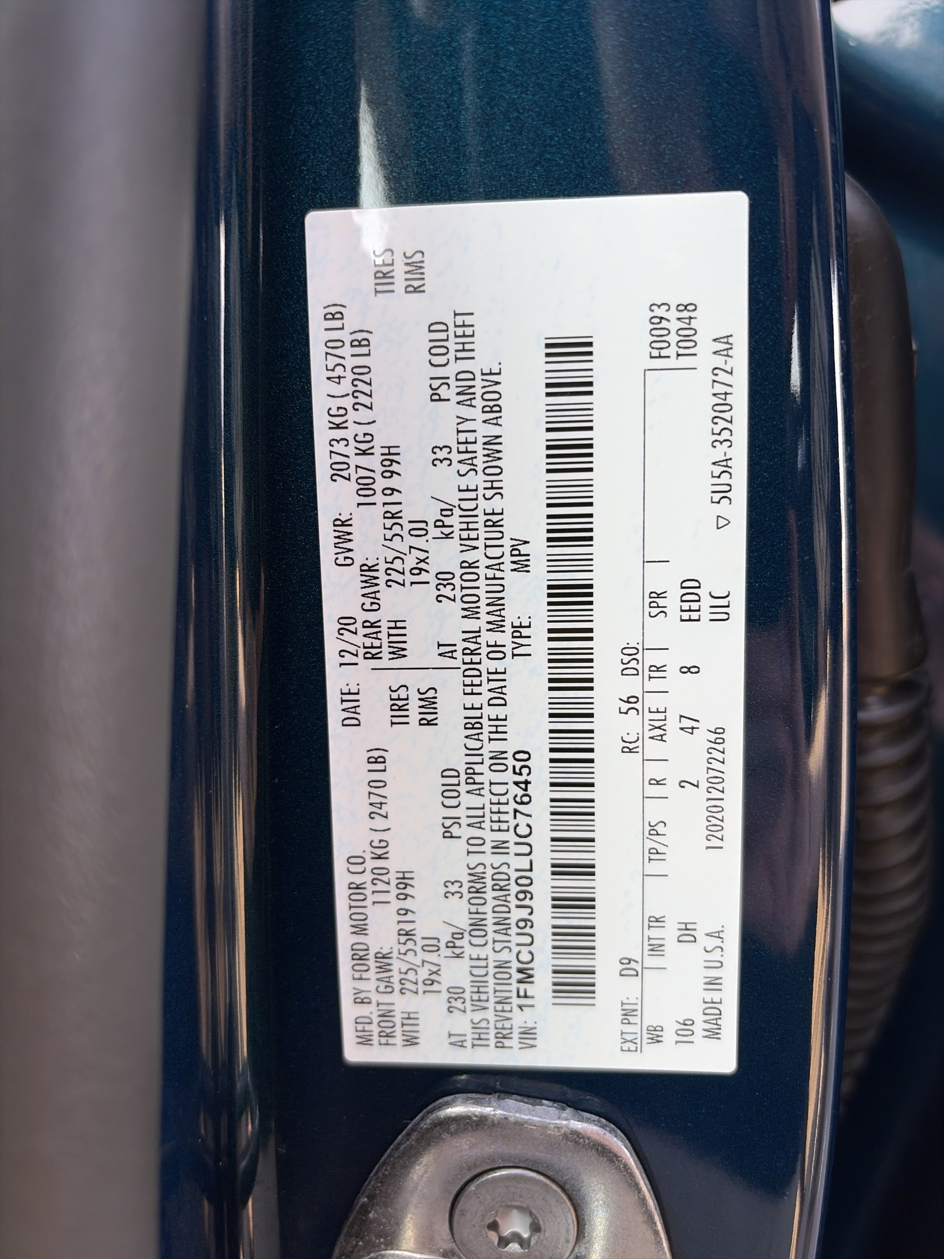 Used 2020 Ford Escape Titanium image 33