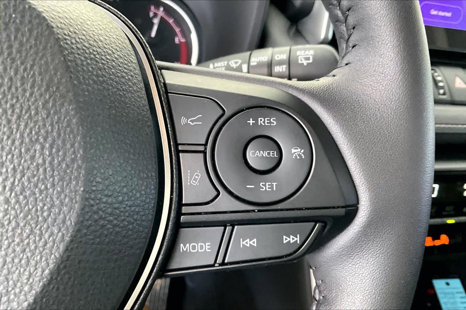 Used 2025 Toyota RAV4 XLE Premium w/ Weather Package AWD/4WD image 24
