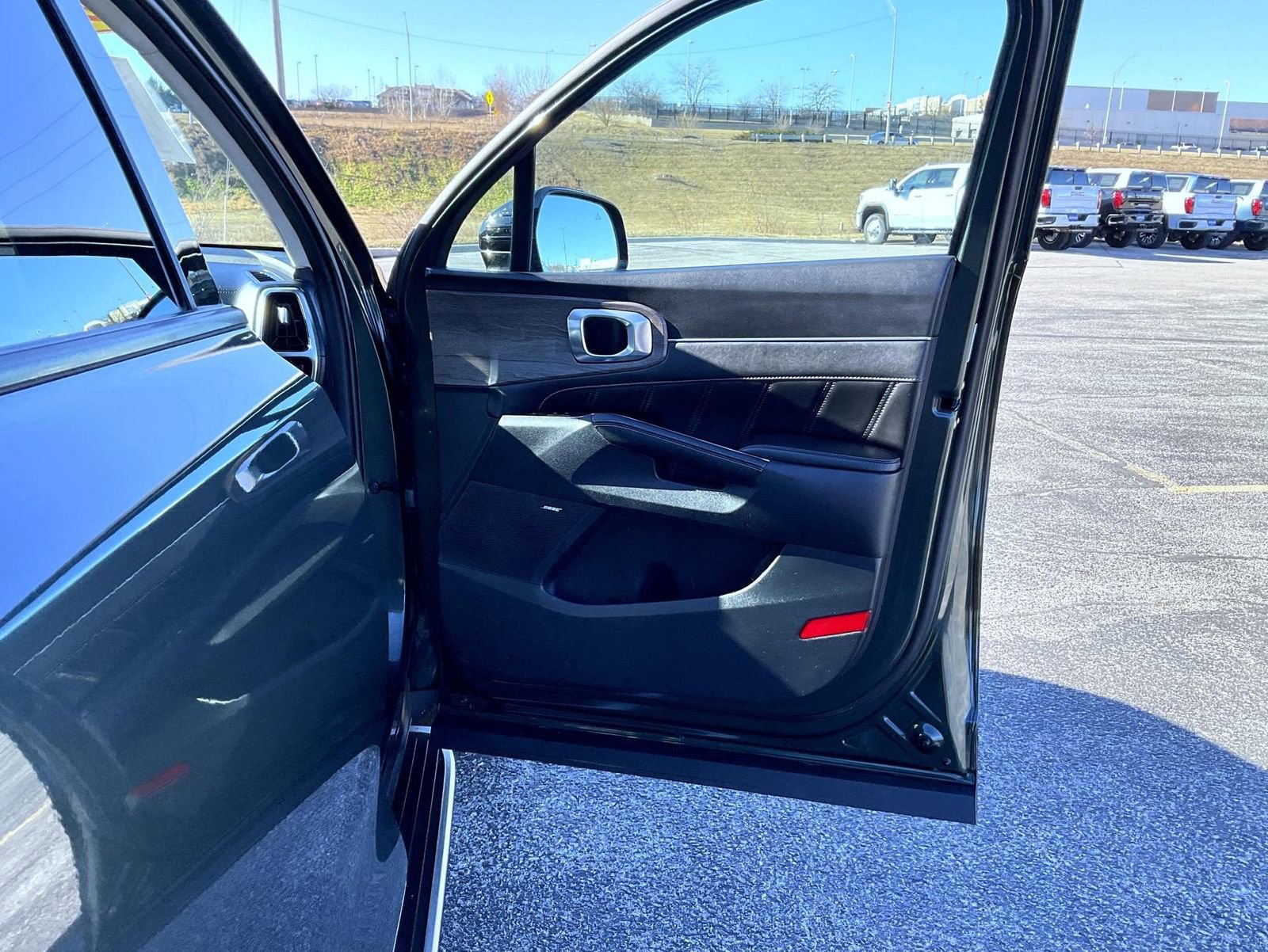 Used 2023 Kia Sorento SX Prestige image 16