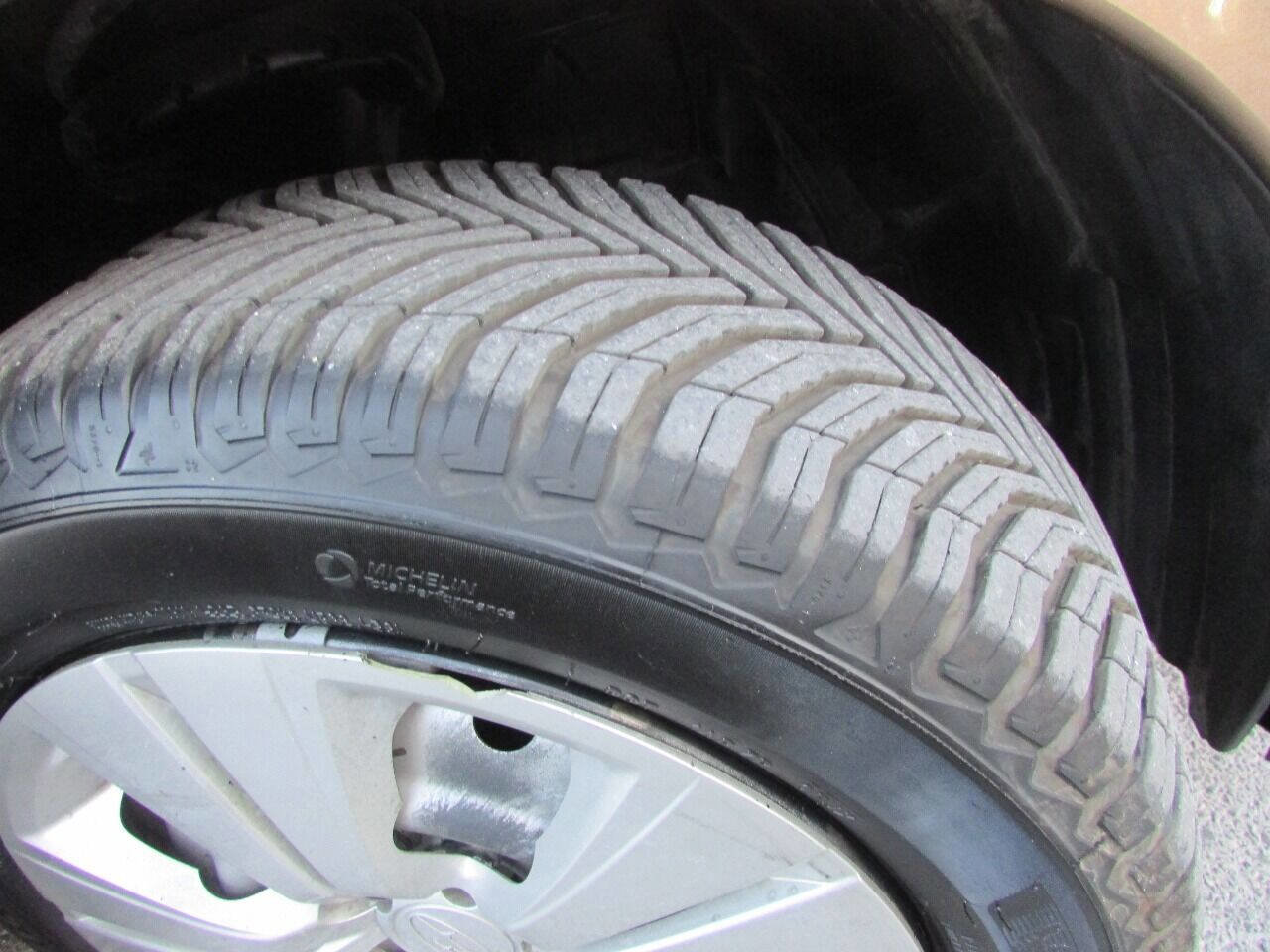 Used 2011 Subaru Legacy 2.5i image 21