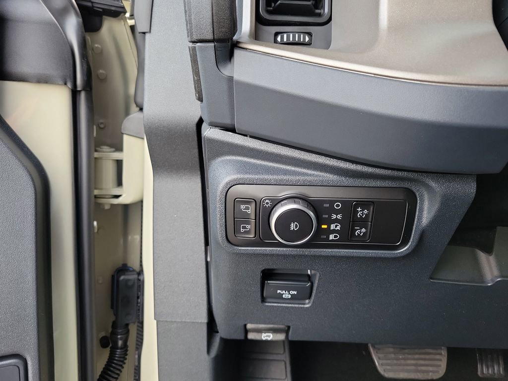 New 2025 Ford Bronco Outer Banks w/ Sasquatch Package image 21