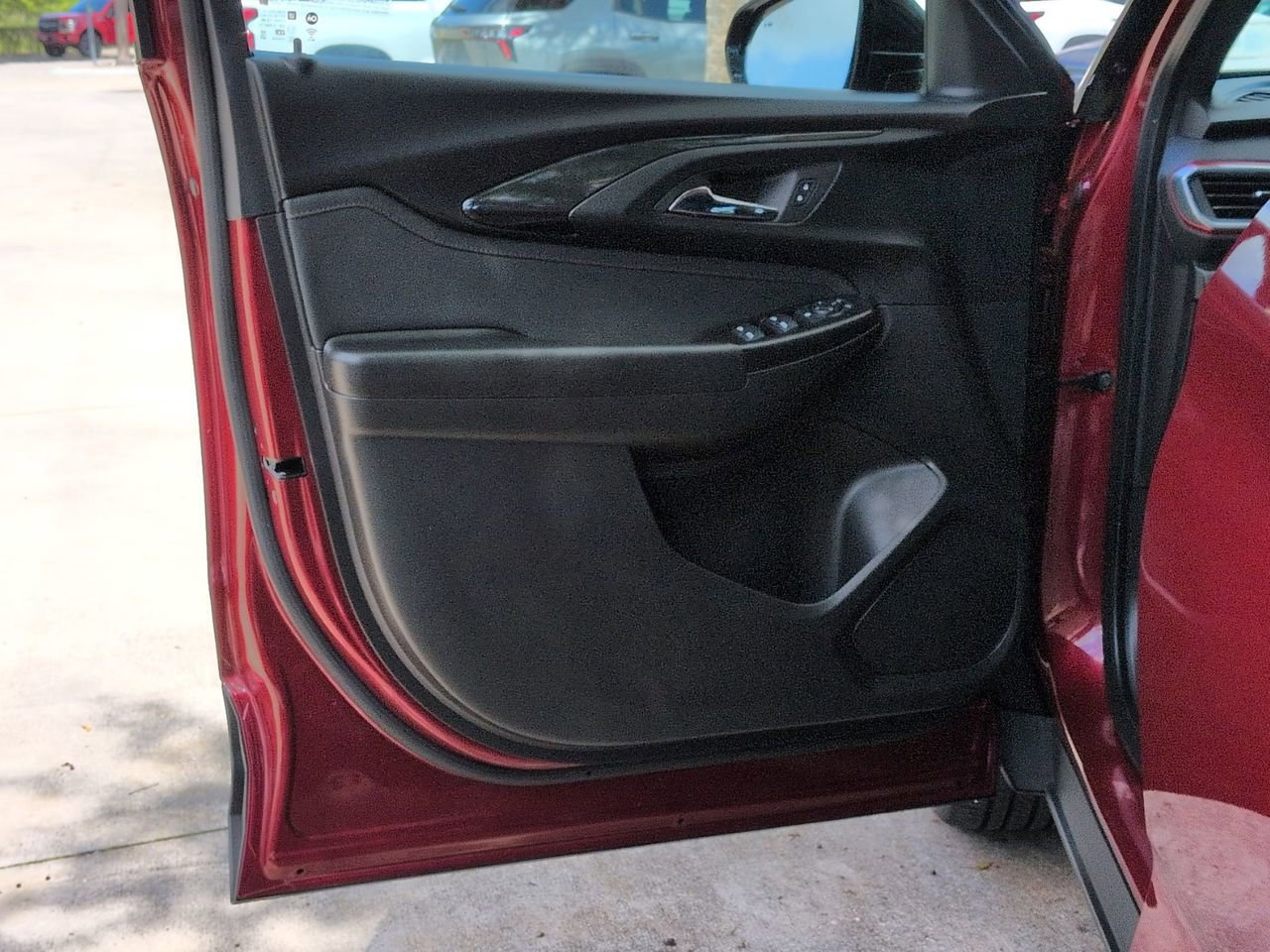 Certified 2023 Chevrolet TrailBlazer RS w/ Convenience Package image 8