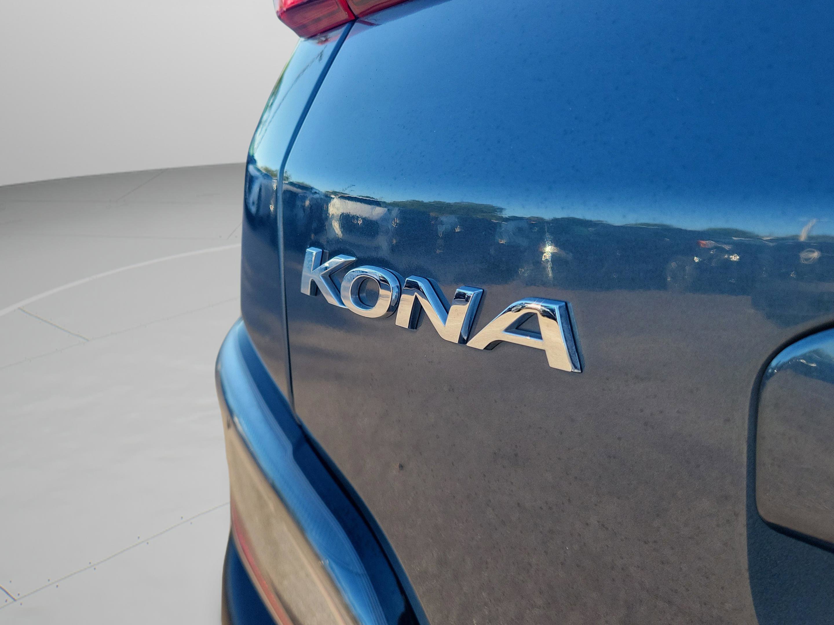 Used 2022 Hyundai Kona SEL image 6