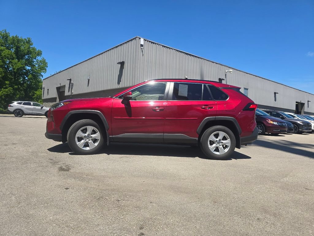 Used 2019 Toyota RAV4 XLE w/ Convenience Package AWD/4WD image 13