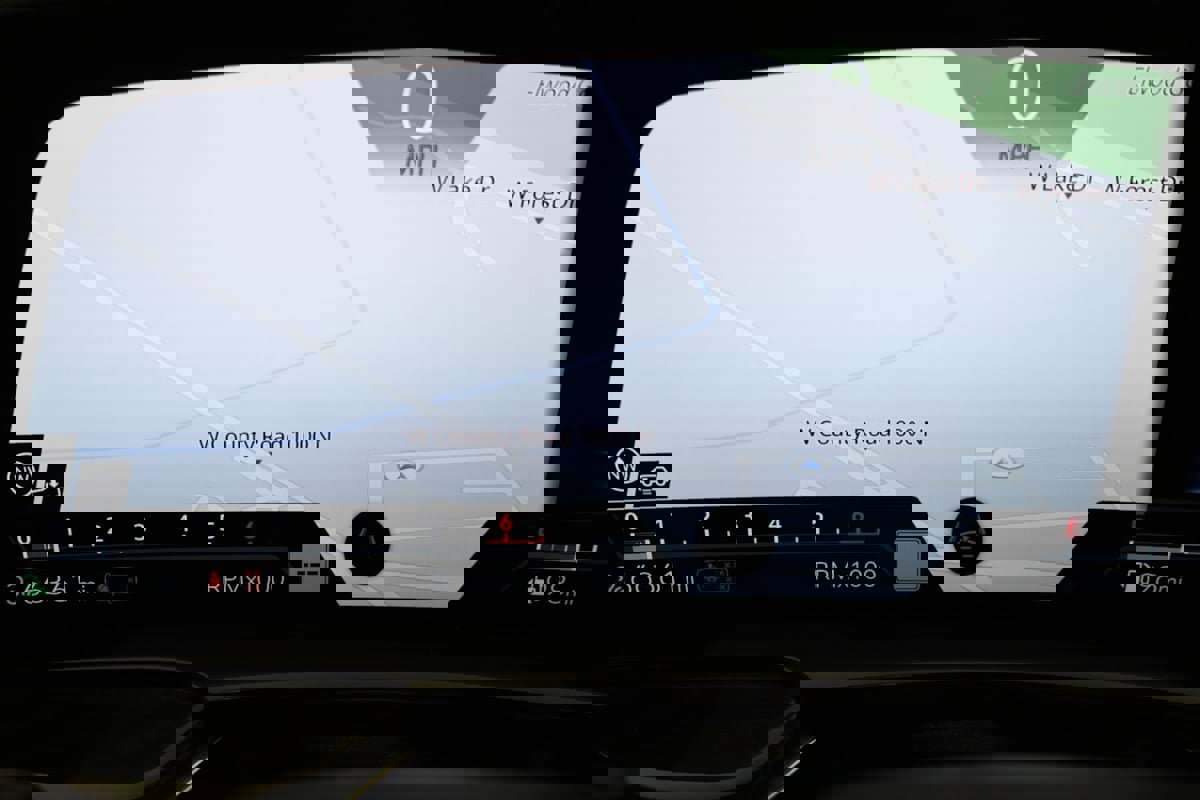 Used 2022 Cadillac Escalade ESV Premium Luxury w/ Performance Package image 13