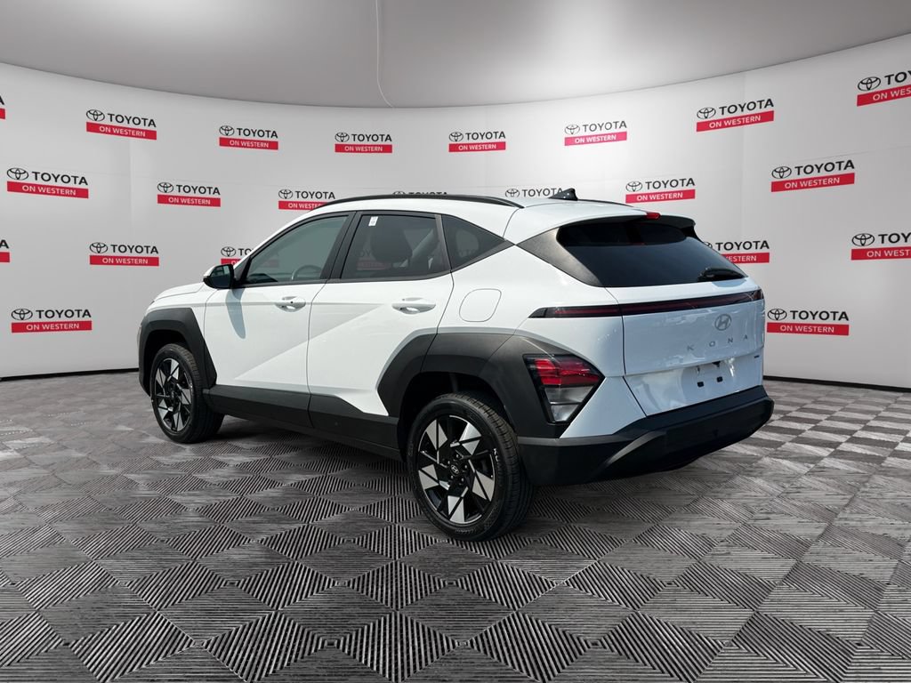 Used 2024 Hyundai Kona SEL AWD/4WD image 7