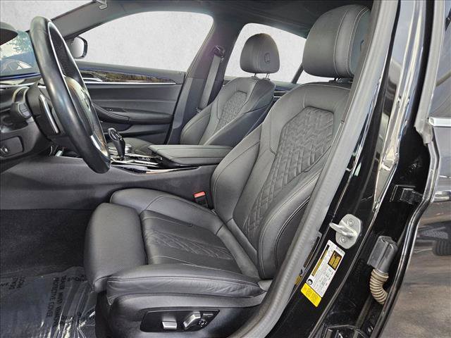Used 2023 BMW 540i w/ Premium Package RWD image 14
