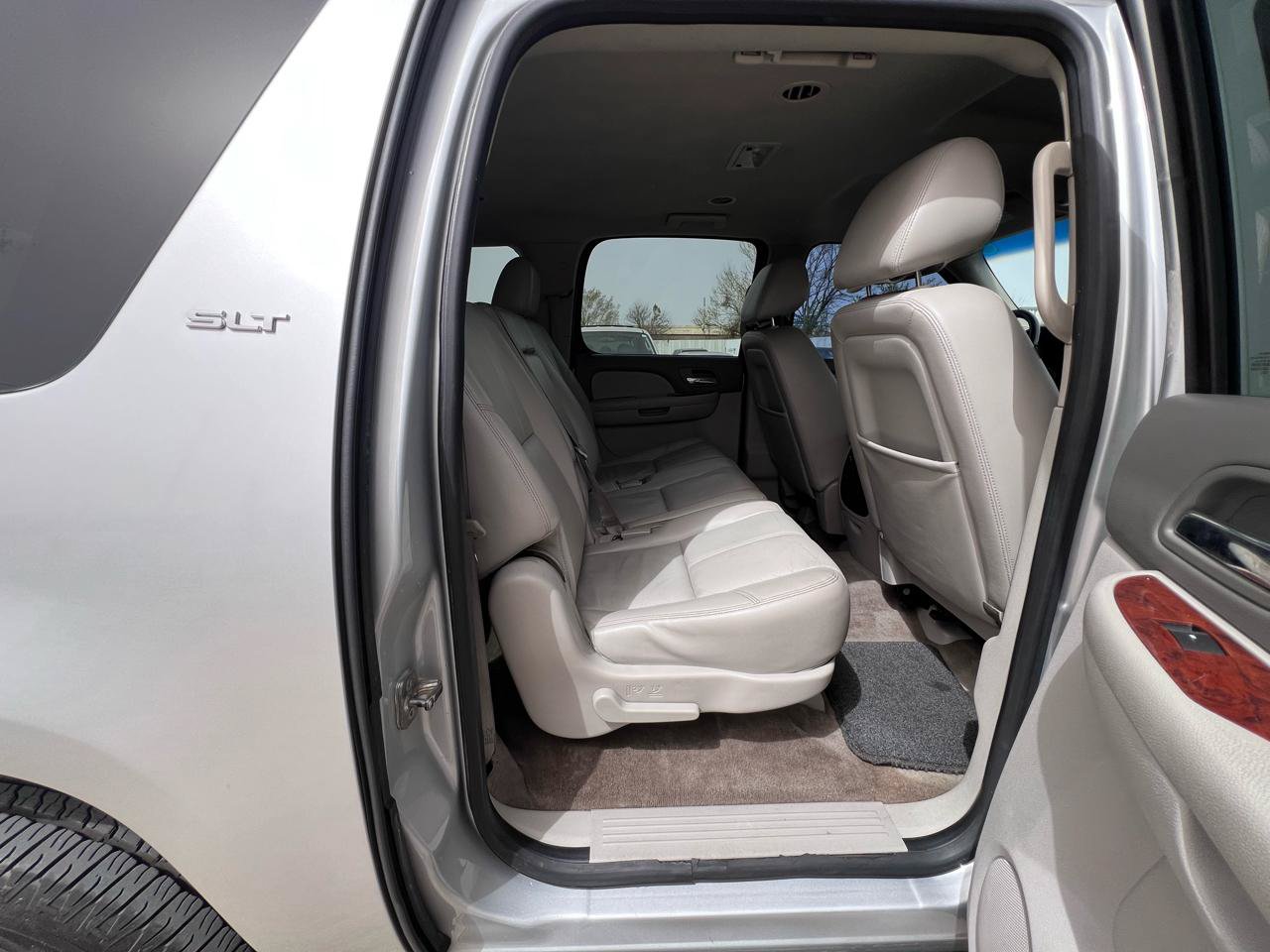 Used 2013 GMC Yukon XL SLT RWD image 34