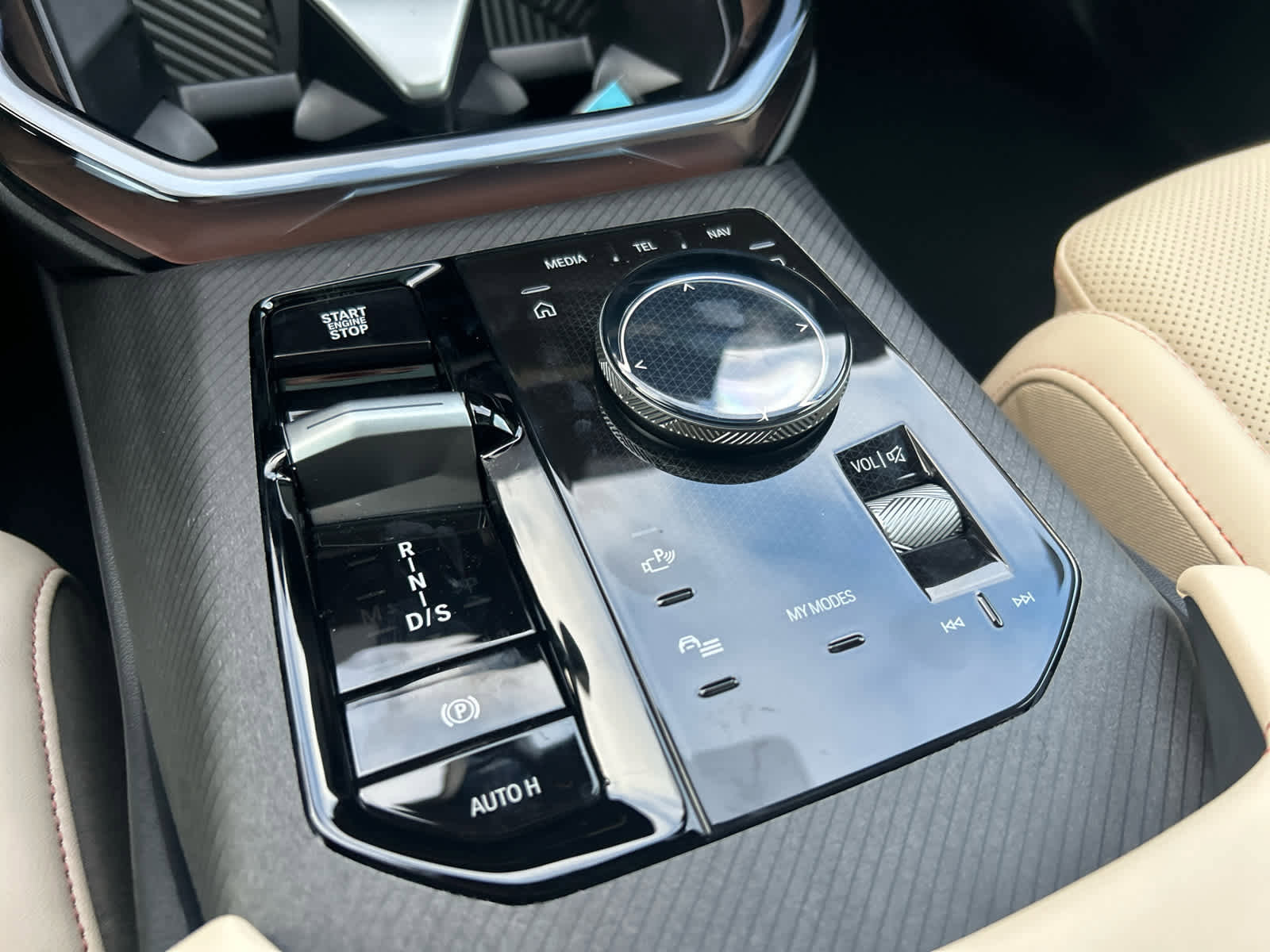 New 2026 BMW X3 xDrive30 w/ Premium Package image 24