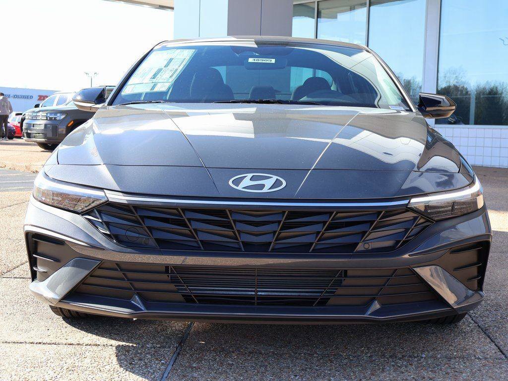 New 2026 Hyundai Elantra Sport image 8