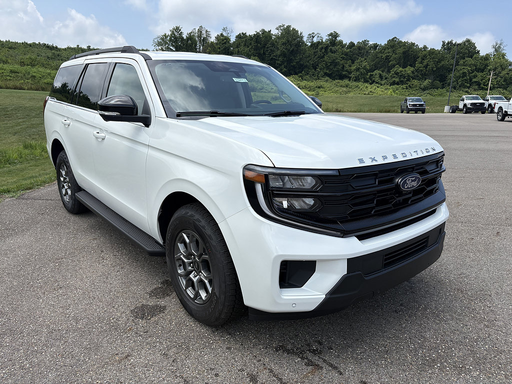 New 2026 Ford Expedition Active AWD/4WD image 7