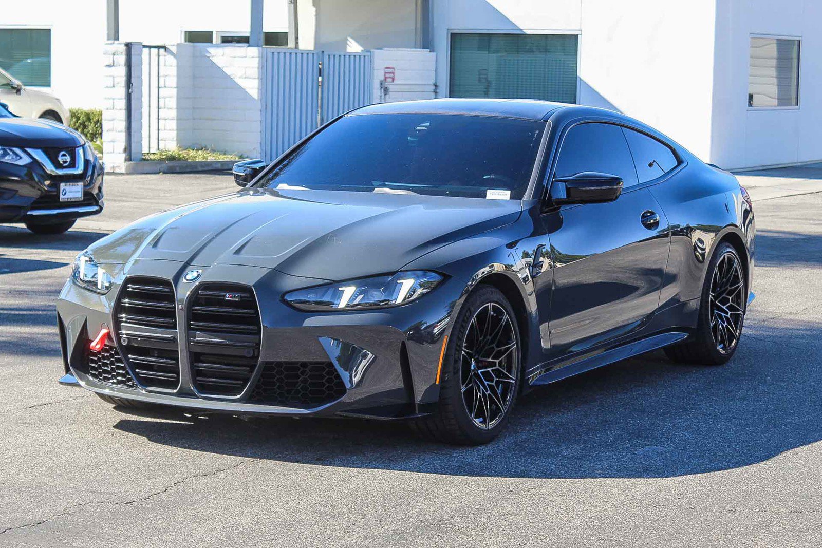 Used 2025 BMW M4 Competition w/ Executive Package image 3