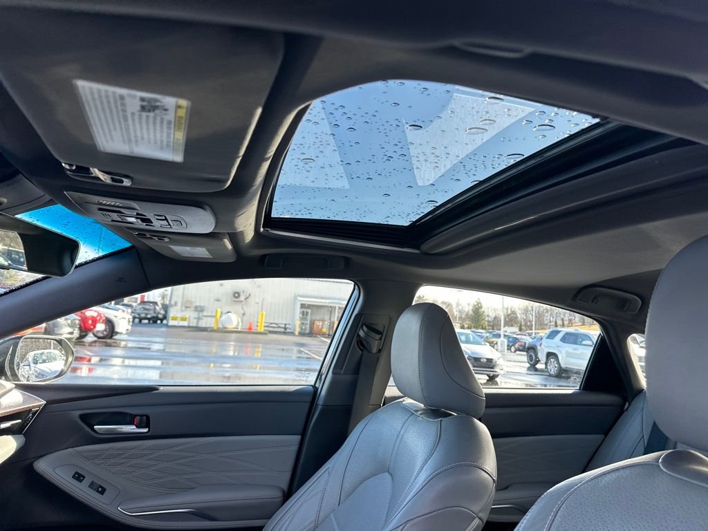 Used 2020 Toyota Avalon Limited w/ Advanced Safety Package image 26