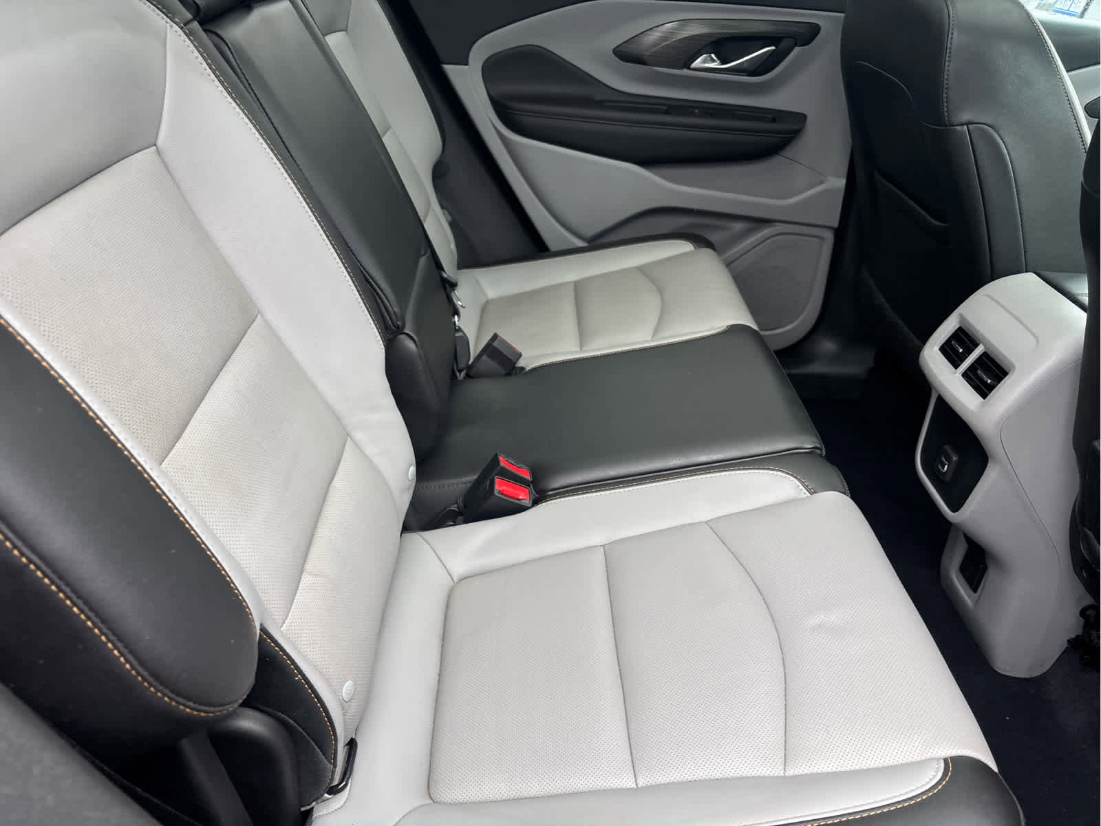 Used 2021 GMC Terrain SLT image 36