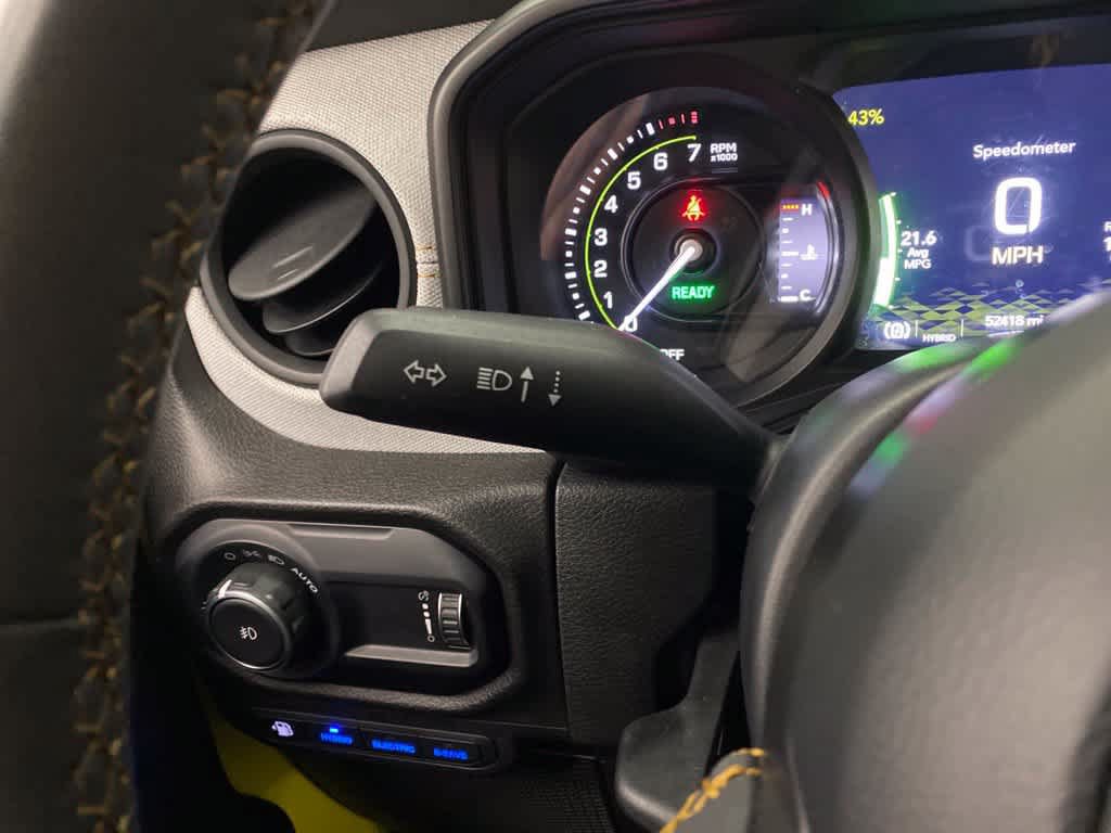 Used 2024 Jeep Wrangler Unlimited AWD/4WD image 22