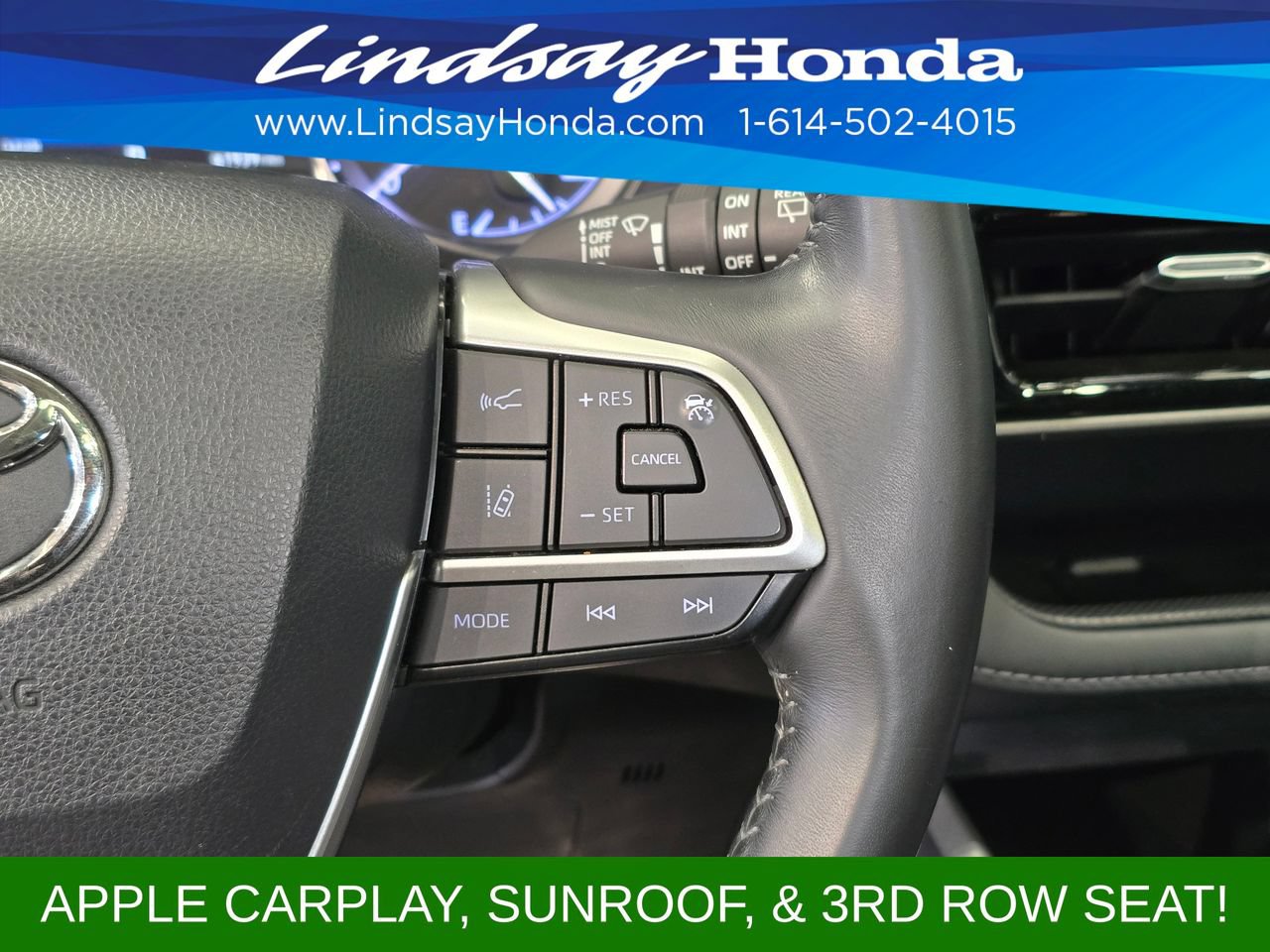 Used 2022 Toyota Highlander XLE AWD/4WD image 16
