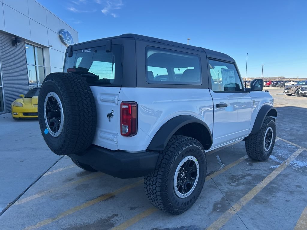 New 2025 Ford Bronco 2-Door w/ Sasquatch Package AWD/4WD image 3
