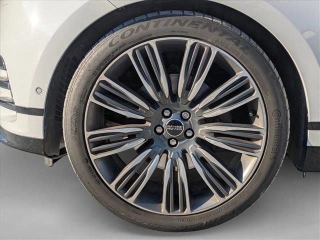 Used 2018 Land Rover Range Rover Velar R-Dynamic HSE image 9