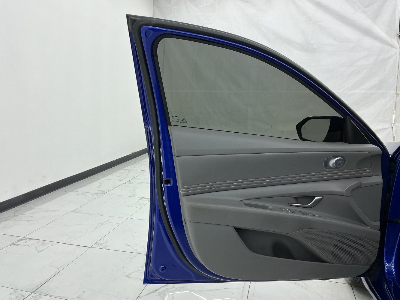 Used 2023 Hyundai Elantra SEL w/ Convenience Package FWD image 18