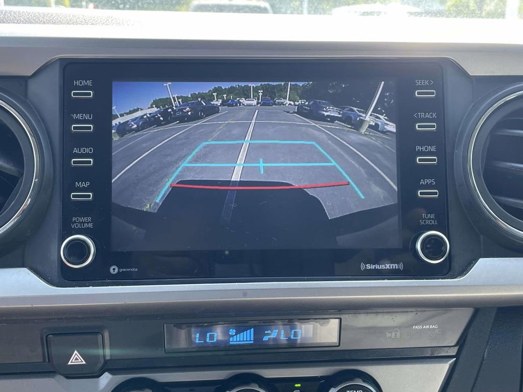 Used 2022 Toyota Tacoma SR5 w/ Technology Package RWD image 38
