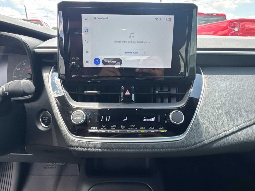 Used 2025 Toyota Corolla SE FWD image 29