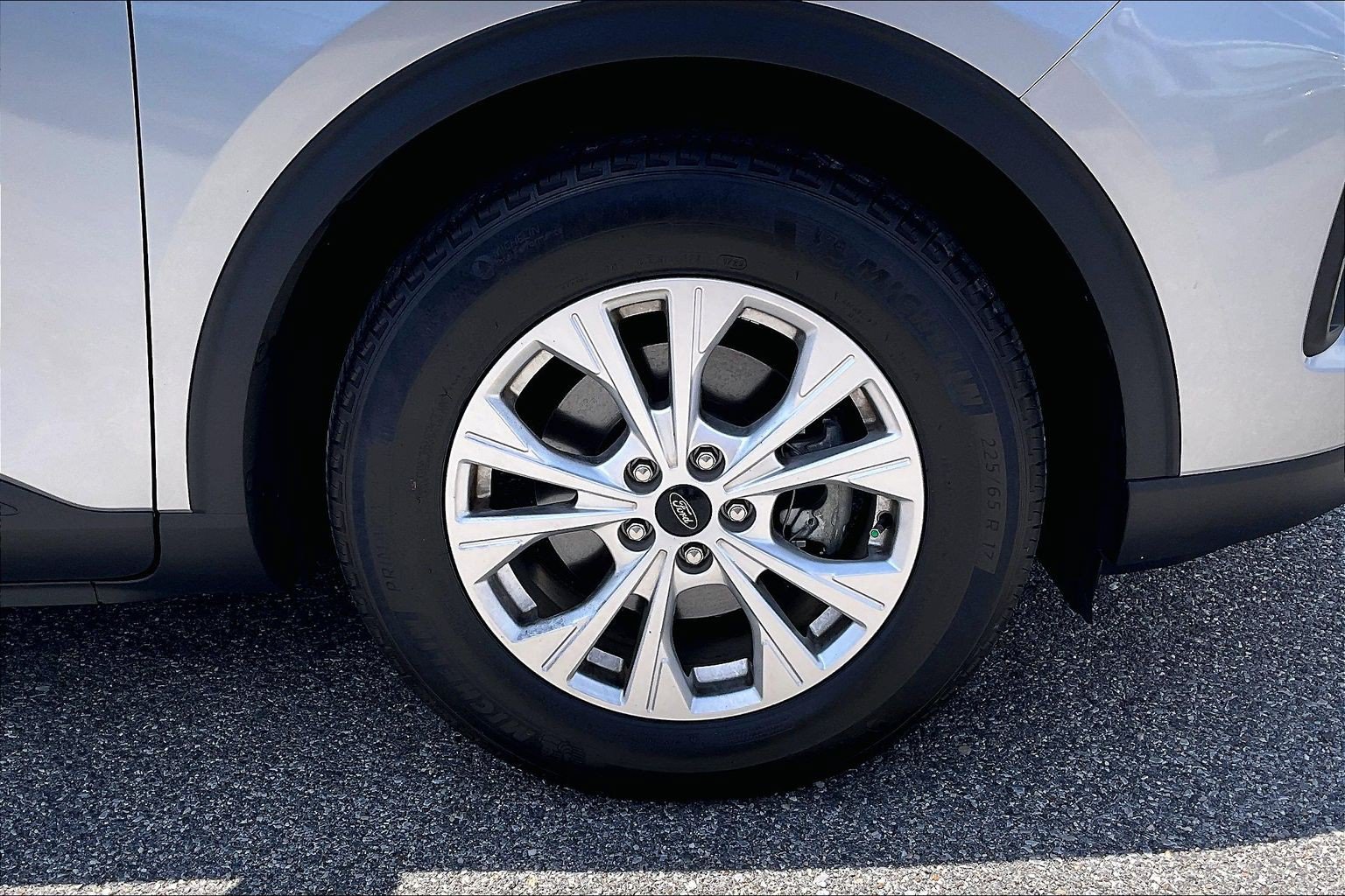 Certified 2023 Ford Escape Active w/ Tech Pack #1 FWD image 9
