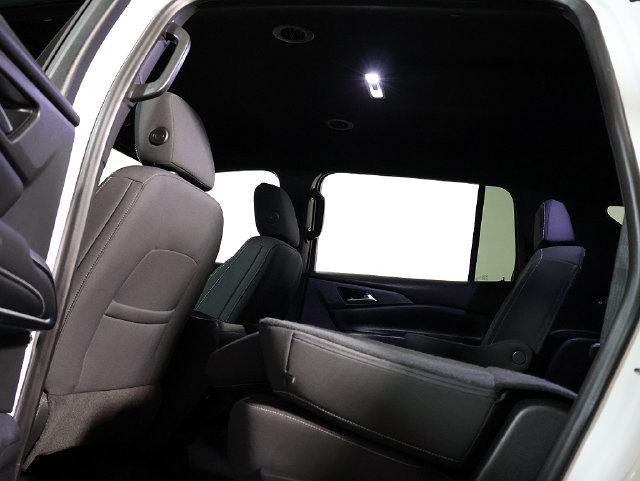 Used 2024 Chevrolet Traverse LT FWD image 15