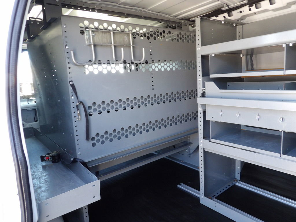 Used 2017 Chevrolet Express 2500 image 30