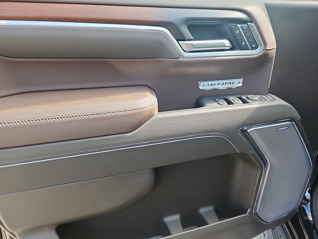 New 2026 GMC Sierra 1500 Denali w/ Technology Package AWD/4WD image 8