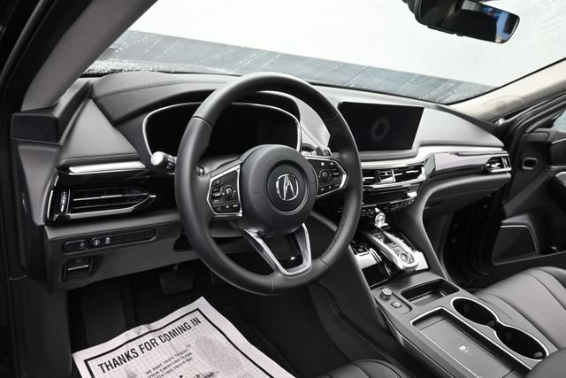 Used 2025 Acura MDX SH-AWD image 16