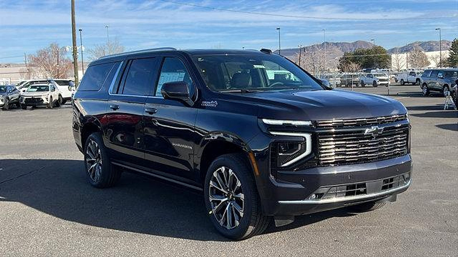 New 2026 Chevrolet Suburban High Country image 3