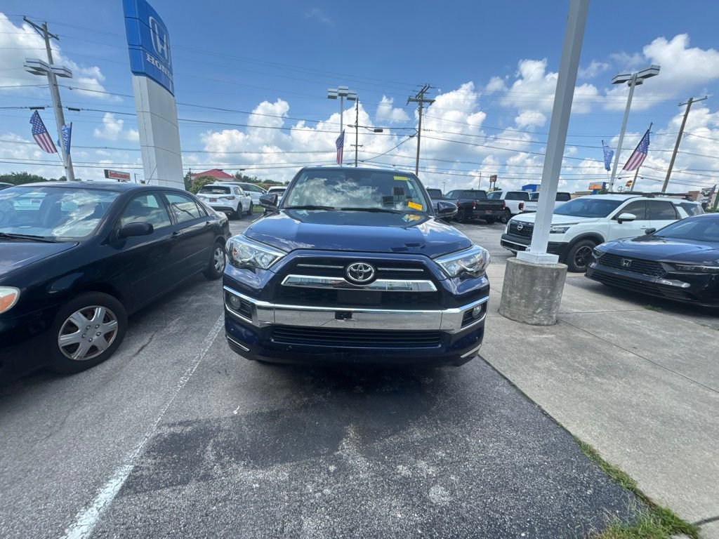 Used 2020 Toyota 4Runner Limited AWD/4WD image 2