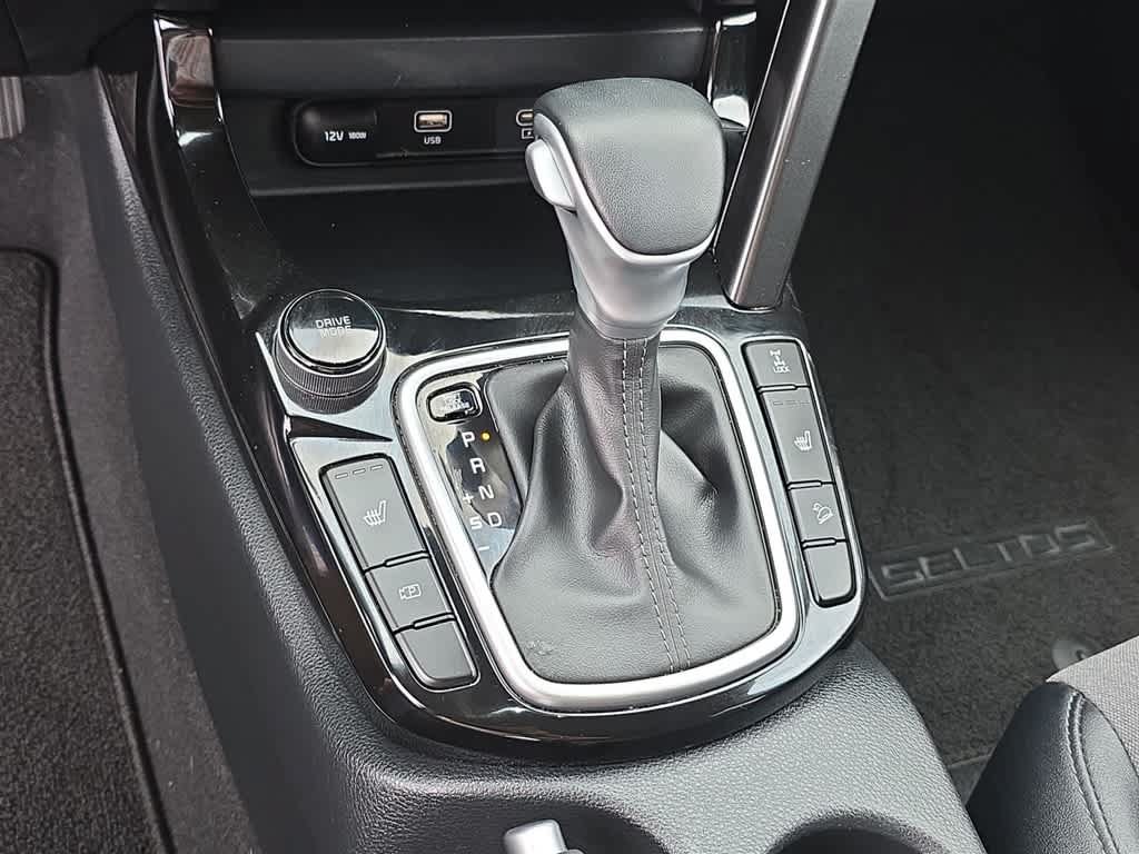 Used 2024 Kia Seltos X-Line AWD/4WD image 24