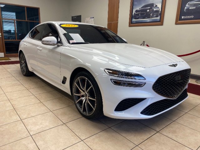 Used 2025 Genesis G70 2.5T RWD image 7
