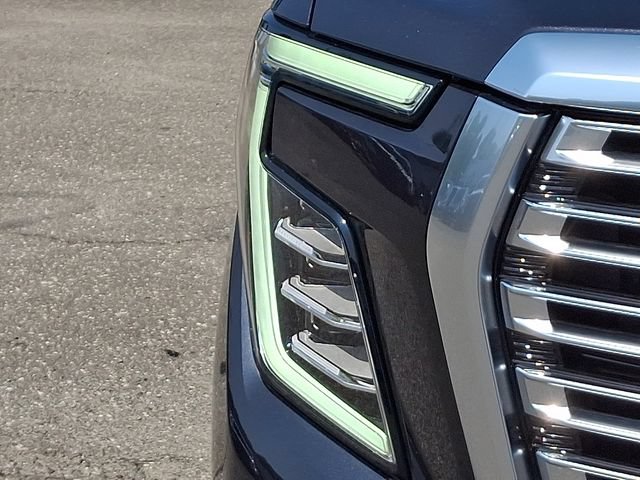 Used 2025 GMC Yukon Denali w/ LPO, Floor Liner Package AWD/4WD image 28
