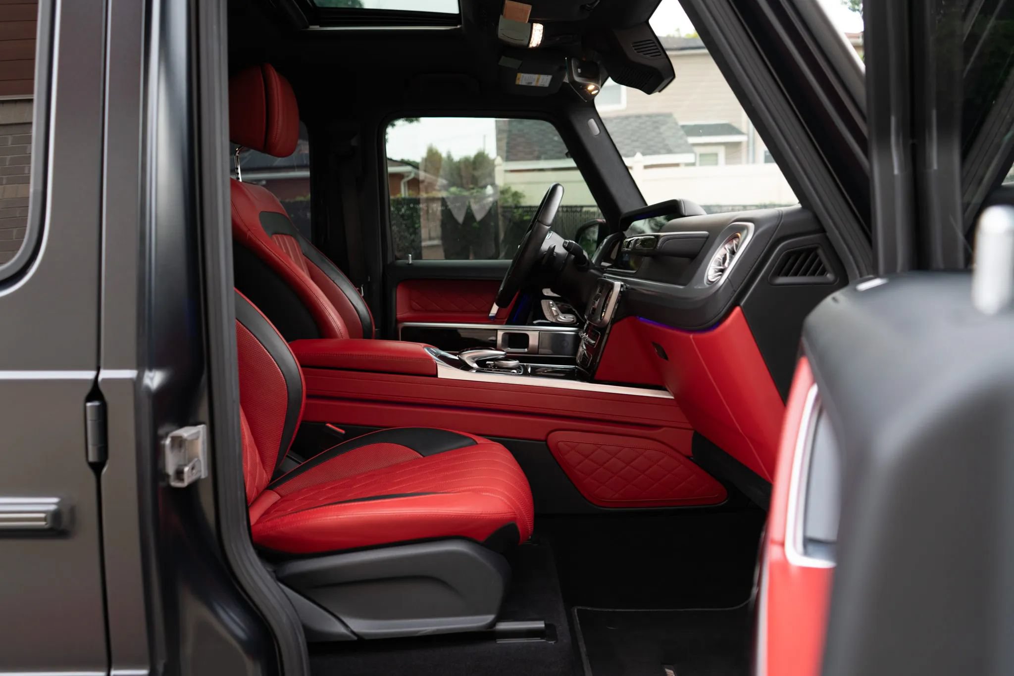 Used 2021 Mercedes-Benz G 550 image 24