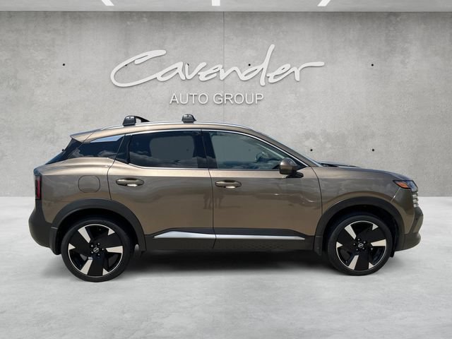 Used 2025 Nissan Kicks SR AWD/4WD image 17
