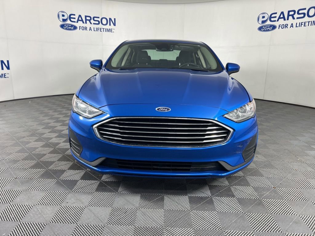 Used 2020 Ford Fusion SE image 2