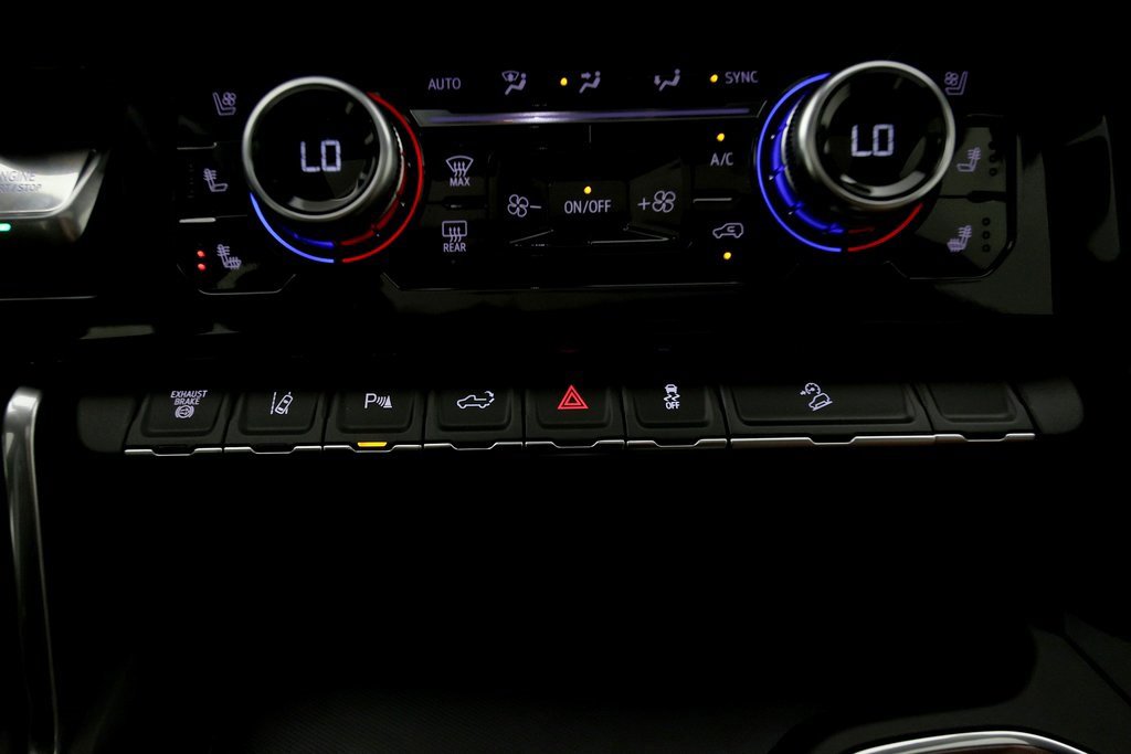 Used 2025 GMC Sierra 2500 Denali Ultimate image 36