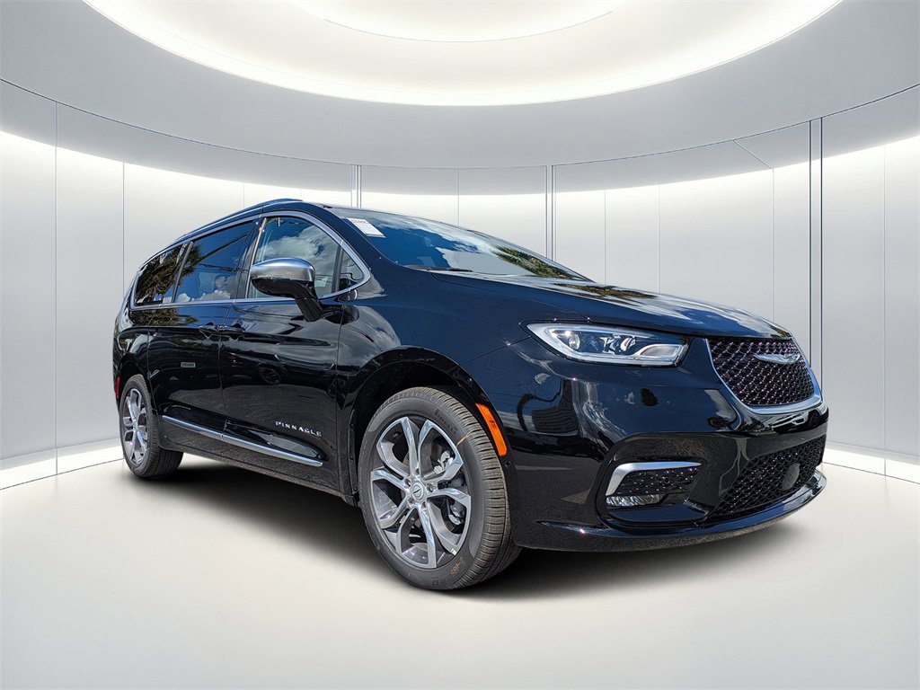 New 2026 Chrysler Pacifica Pinnacle image 1