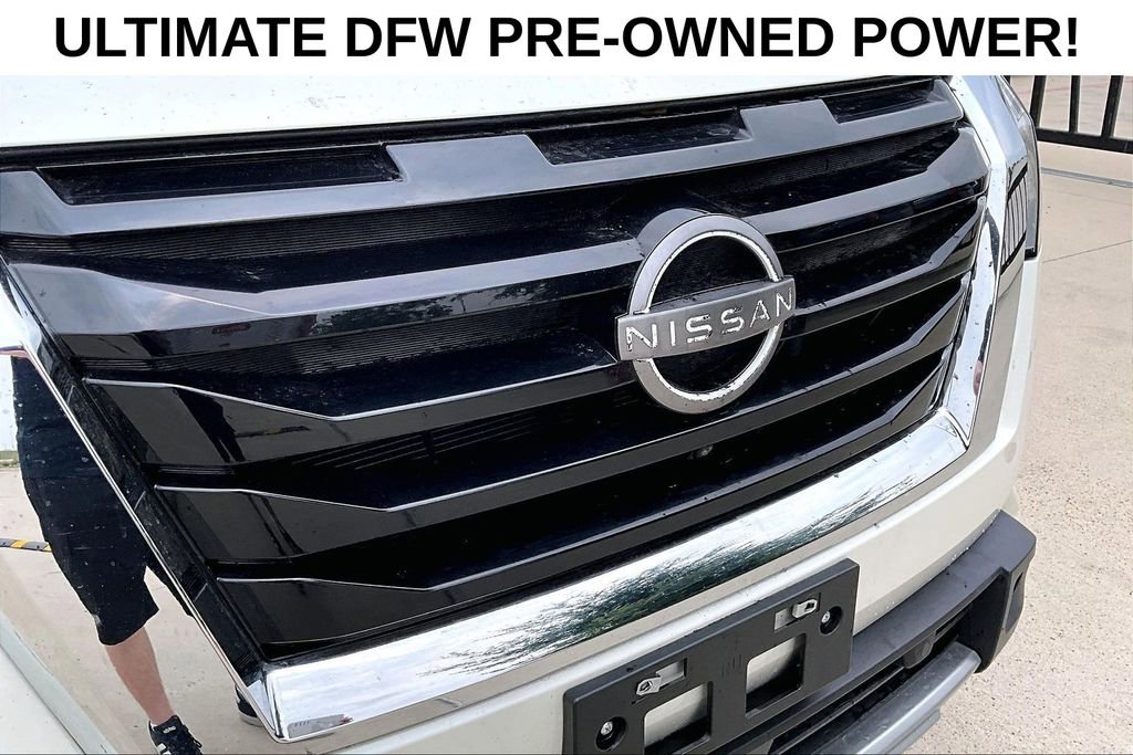 Used 2024 Nissan Pathfinder SL FWD image 33
