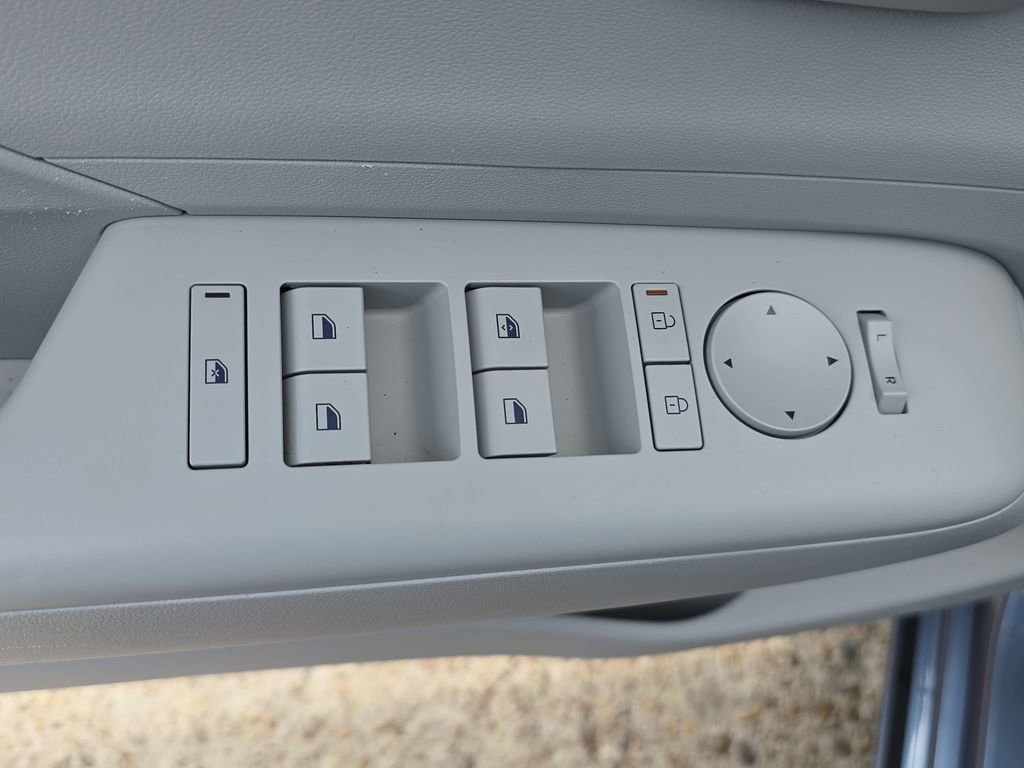 Certified 2024 Hyundai Kona SEL image 26