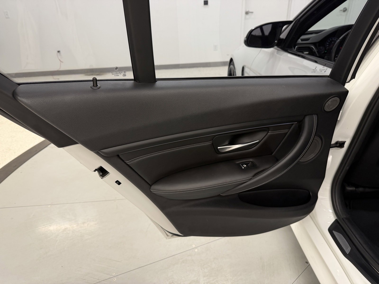 Used 2016 BMW M3 w/ Executive Package image 35