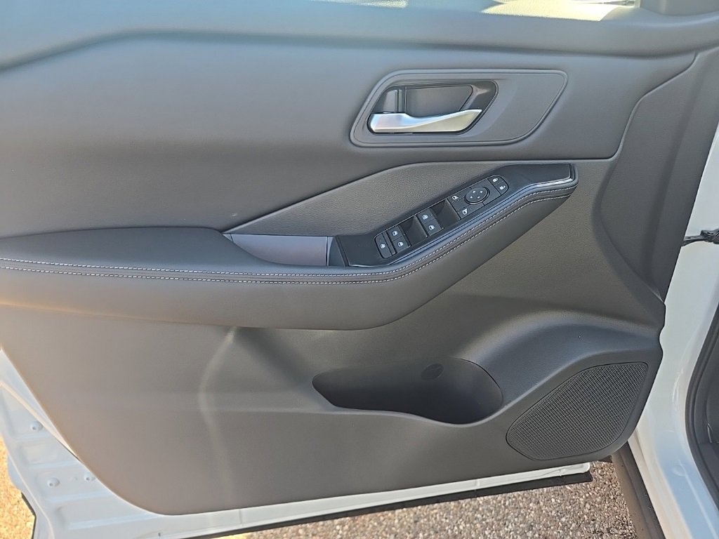 New 2026 Nissan Rogue SV image 13