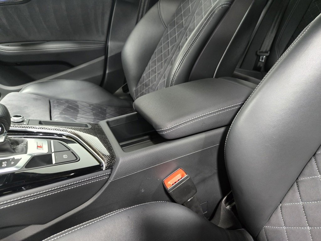 Used 2023 Audi S4 Premium Plus w/ Premium Plus Package image 30