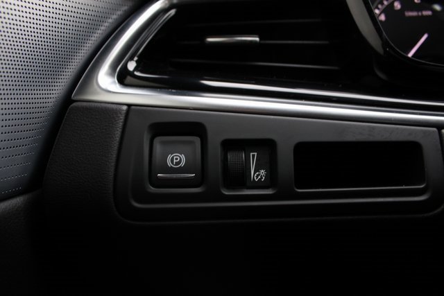 Used 2023 Cadillac XT6 Premium Luxury w/ LPO, Floor Liner Package image 20