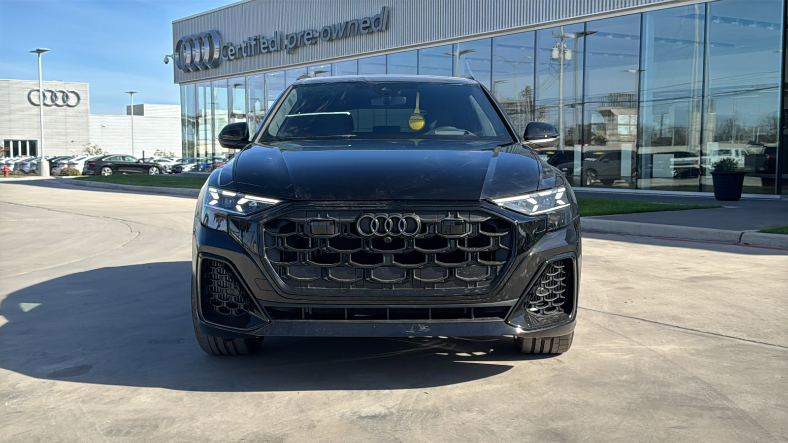 New 2026 Audi SQ8 Prestige image 2