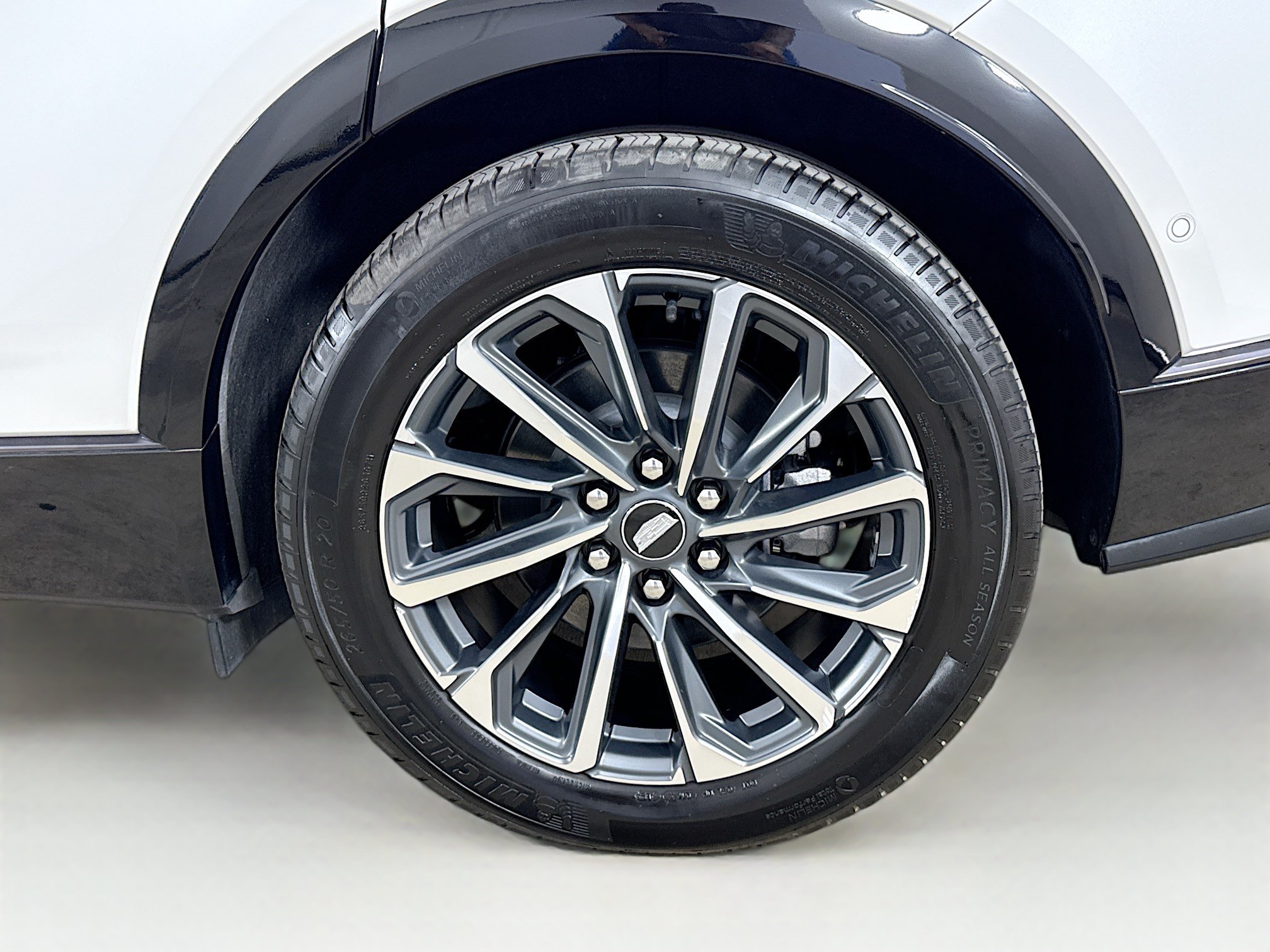 Used 2025 Cadillac Lyriq Sport RWD image 35