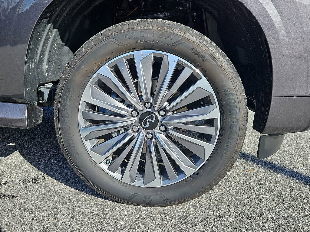 Used 2025 INFINITI QX80 Luxe image 8